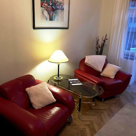 Apartament "Cleopatra 5" przy Rynku z parkingiem Apartment Kielce Bagian luar foto