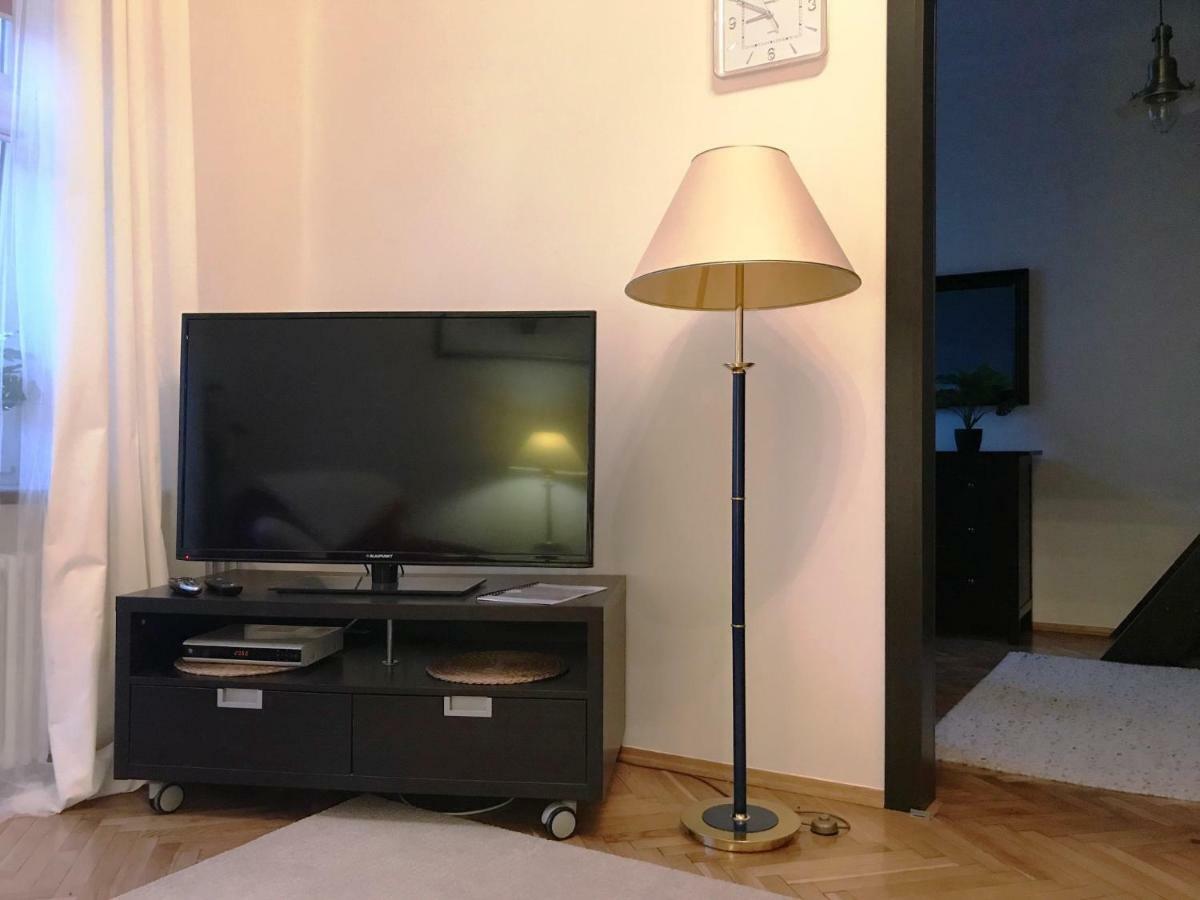 Apartament "Cleopatra 5" przy Rynku z parkingiem Apartment Kielce Bagian luar foto