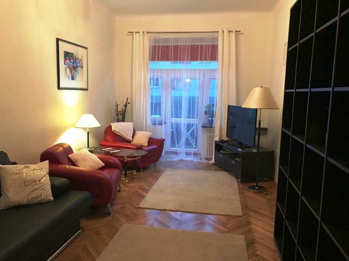 Apartament "Cleopatra 5" przy Rynku z parkingiem Apartment Kielce Bagian luar foto