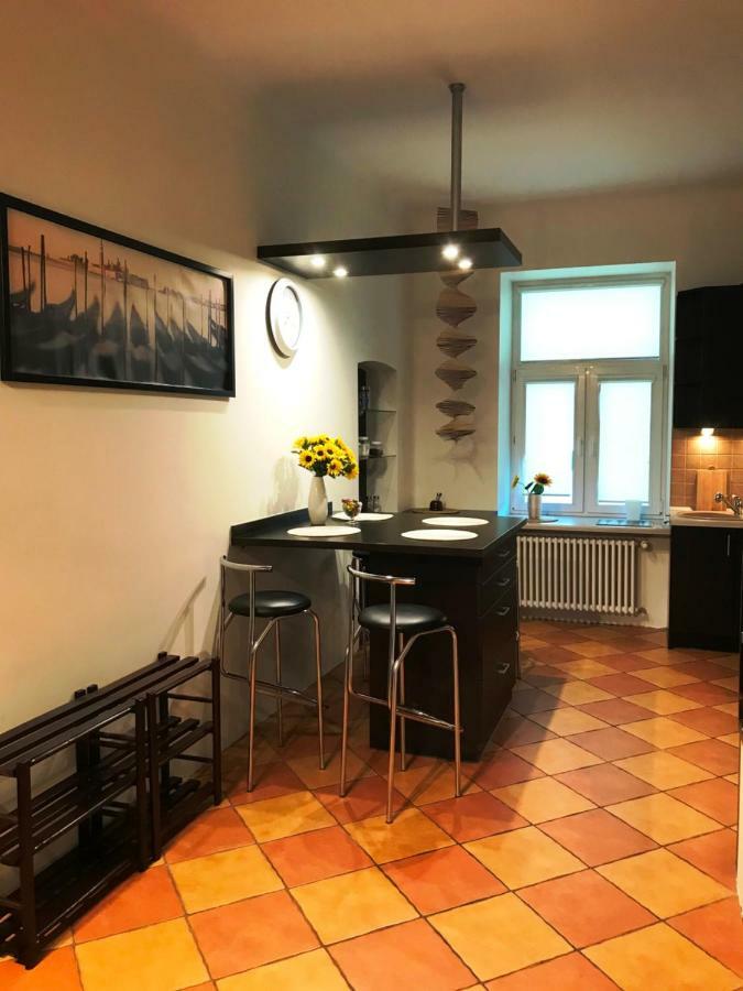 Apartament "Cleopatra 5" przy Rynku z parkingiem Apartment Kielce Bagian luar foto