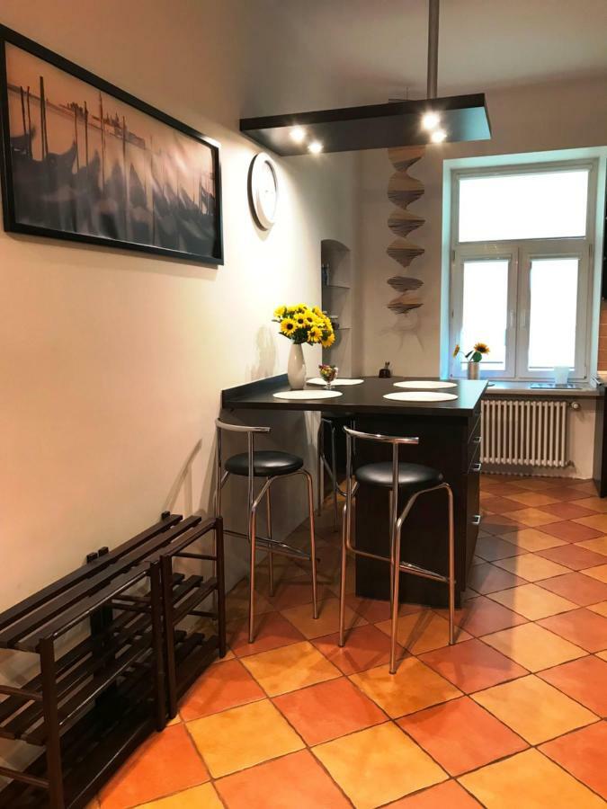 Apartament "Cleopatra 5" przy Rynku z parkingiem Apartment Kielce Bagian luar foto